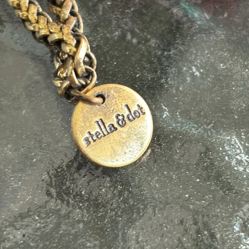 ✨STELLA & DOT Pink & Red Beaded Retired “Brio” Tassle Statement Necklace - Picture 6 of 7